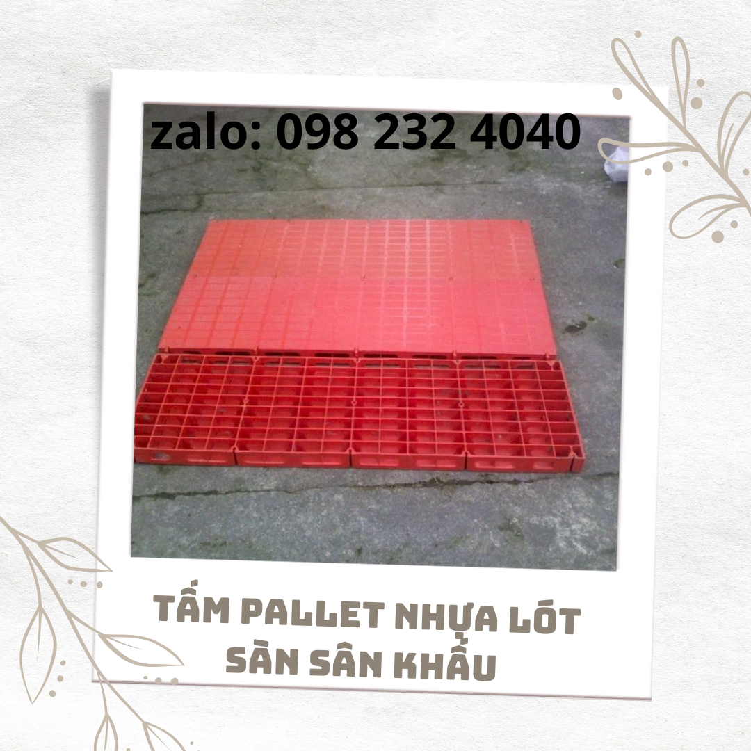 So sánh pallet nhựa có chân và không chân