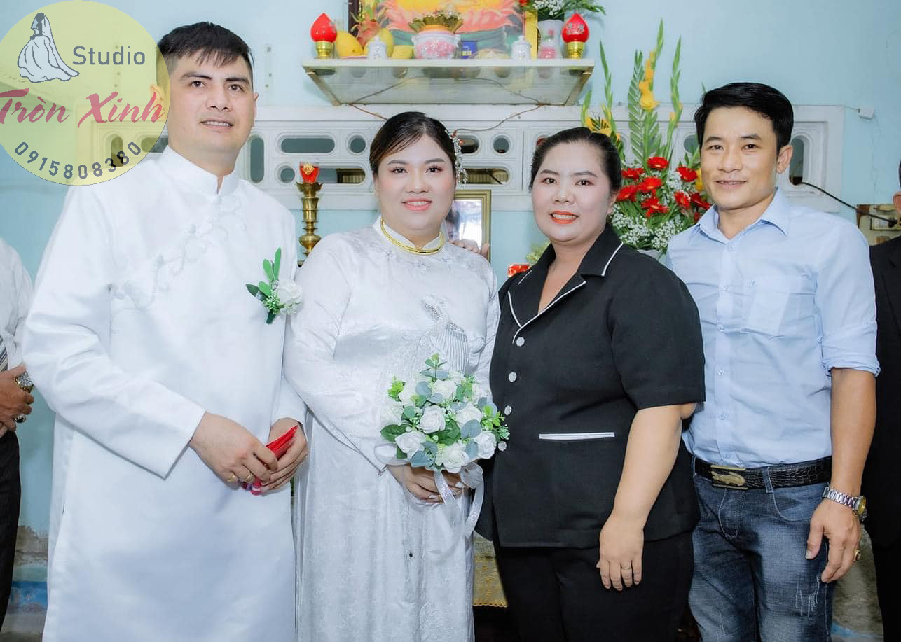 áo dài cưới bigsize cho dâu rể nhà Tròn Xinh