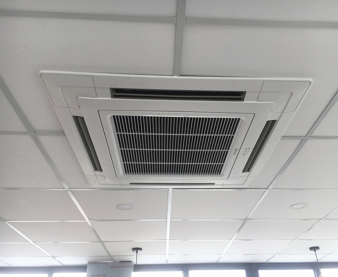 Thi công Máy lạnh LG âm trần 4HP giải pháp lý tưởng cho không gian rộng 50-60m2