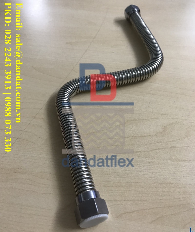 Dây dẫn nước nóng lạnh, Dây cấp nước inox 304