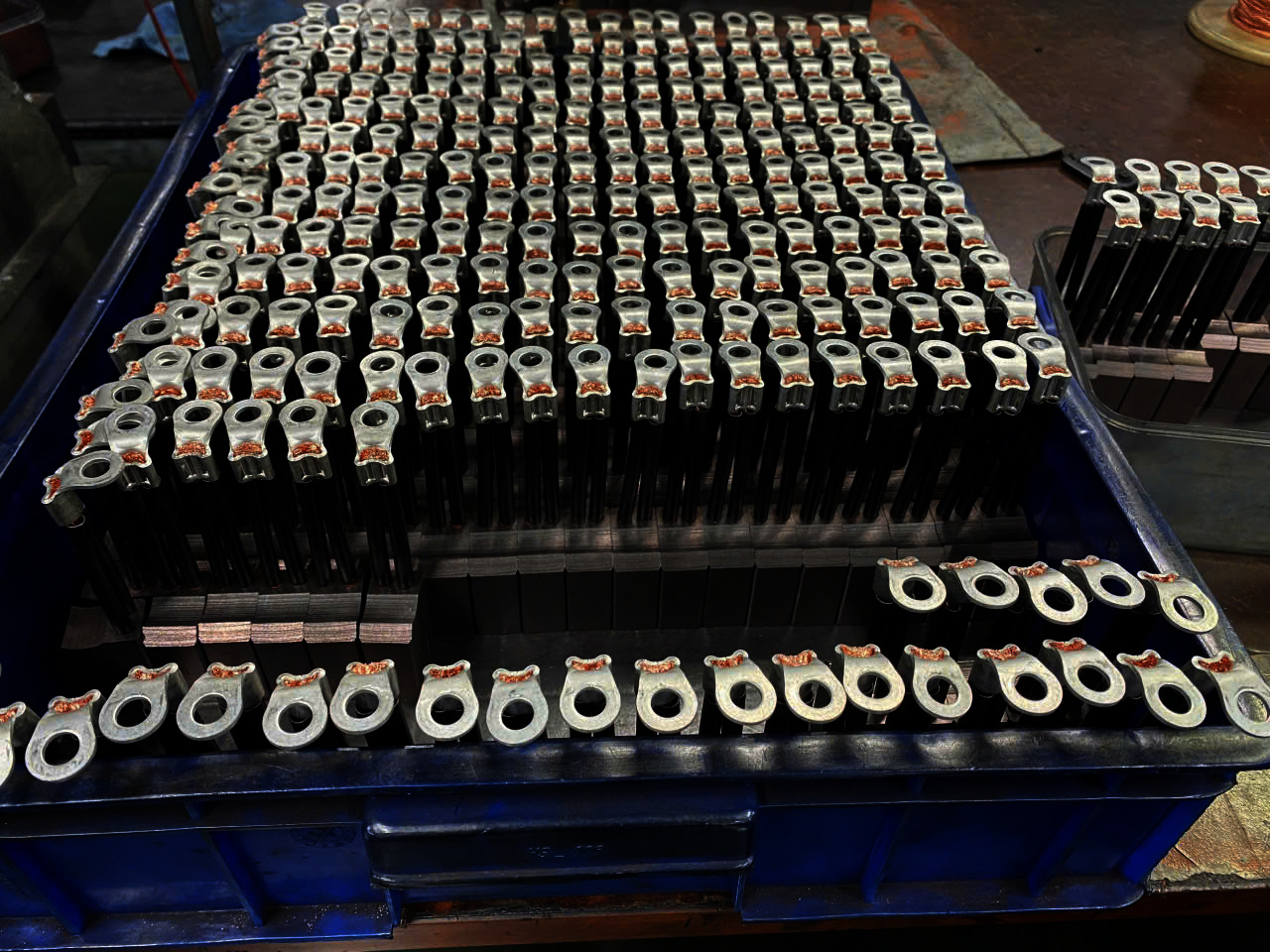 Cung cấp chổi than K14Z3, NCC634, E49, E55,RC73, RE59…